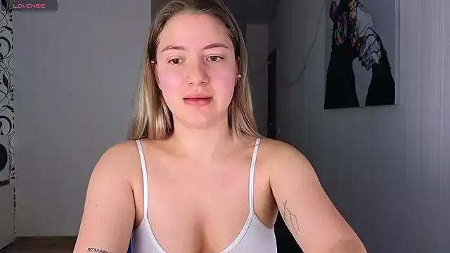 Yassyaaa on StripChat