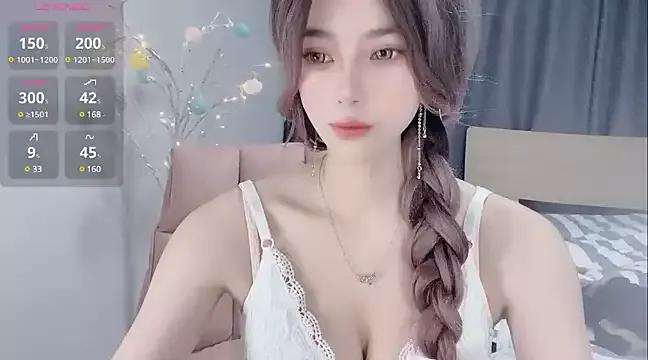 yinyinzi5 on StripChat 