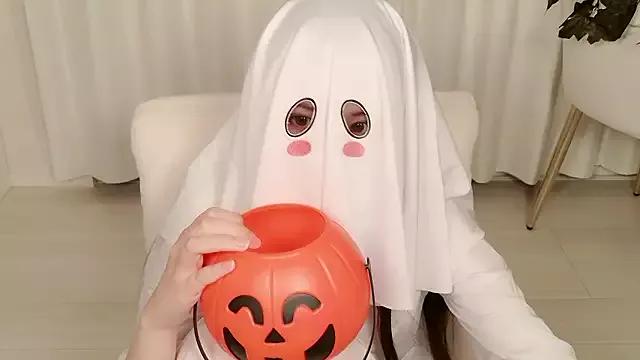 Sweet yuki_room from StripChat yuki_room from StripChat