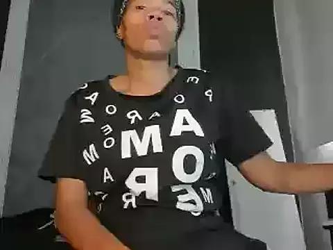 Freechat YummyDuooo on StripChat