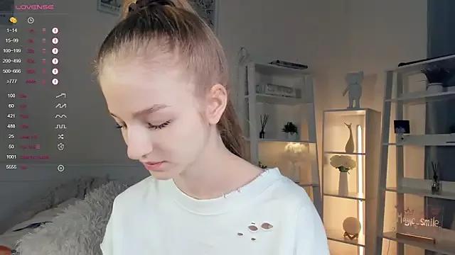 YuNabif on StripChat 
