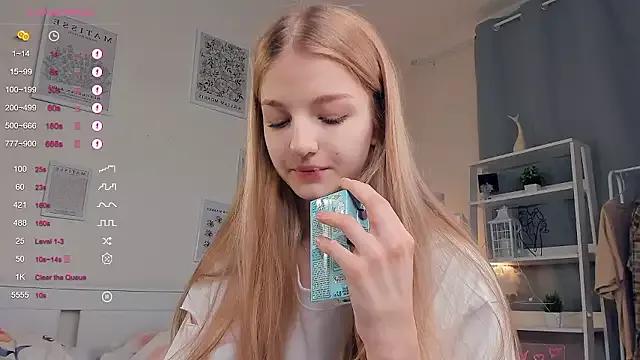 YuNabif on StripChat 