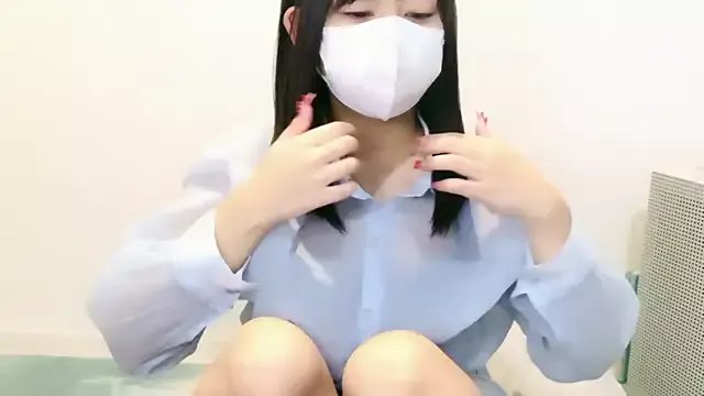 Group YUTSU_KI on StripChat