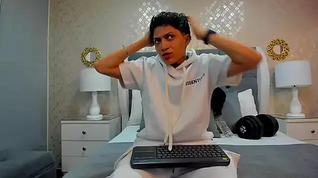 Freechat ZoeKrug on StripChat